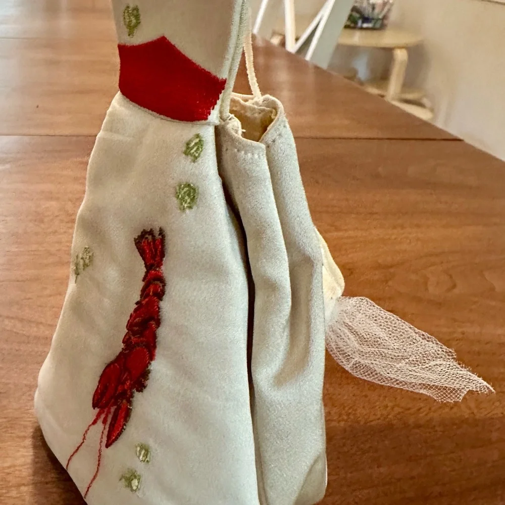 Lulu Guinness 2003 - Schiaparelli-Inspired Lobster Dress Bag - Picture 4 of 9